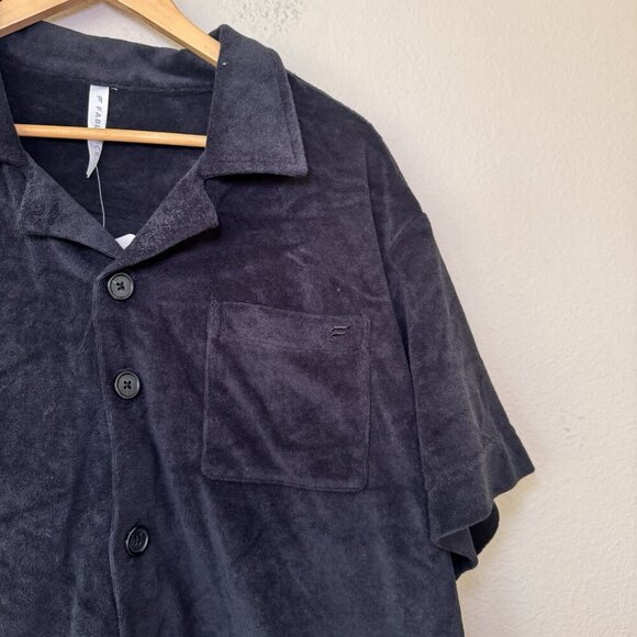 FABLETICS Womens Black Island Terry Boxy Button Up Shirt Large NWT - Picture 3 of 4